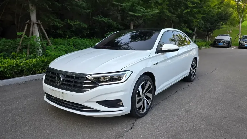 Volkswagen Sagitar Sagitar 2022 280TSI DSG Excellence Edition 2022 — photo 1, buy with delivery to Moscow