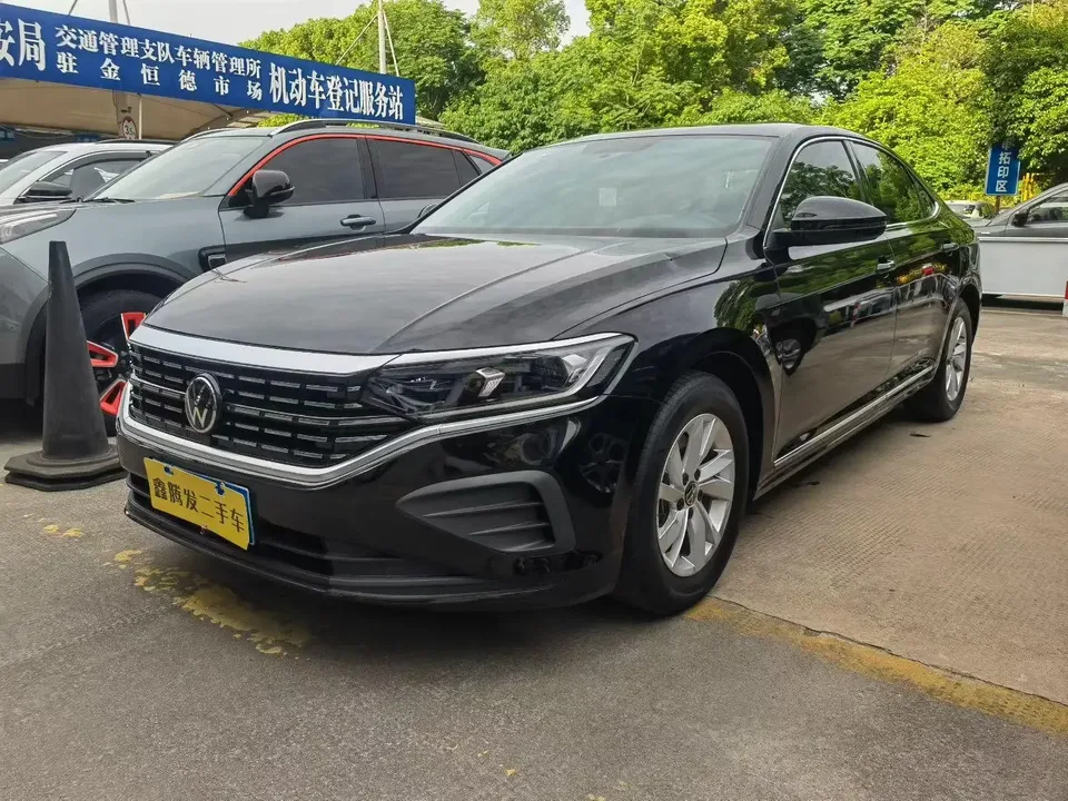 Volkswagen Passat Passat 2024 280TSI Business Edition 2024 — photo 1, buy with delivery to Moscow