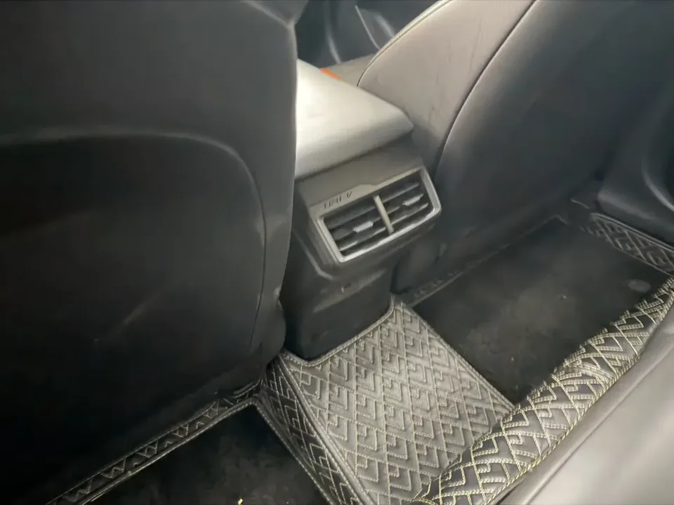 Changan UNI-V Changan UNI-V 2024 1.5T Premium 2025 — thumbnail 3