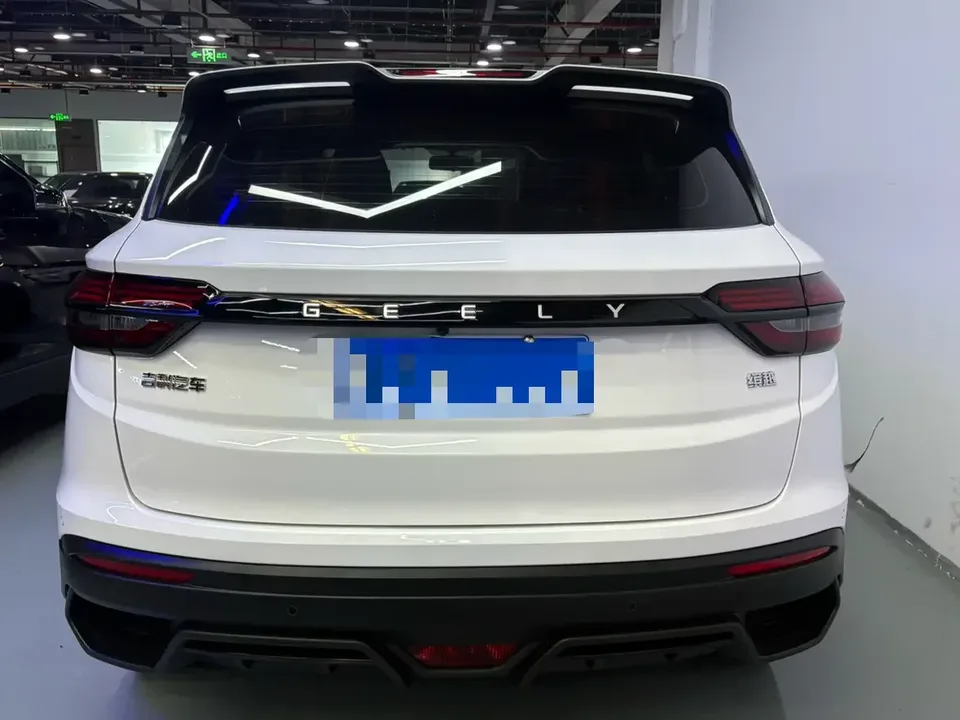 Geely Coolray SX11 Binyue 2025 1.5L CVT Super Edition 2025 — миниатюра 2