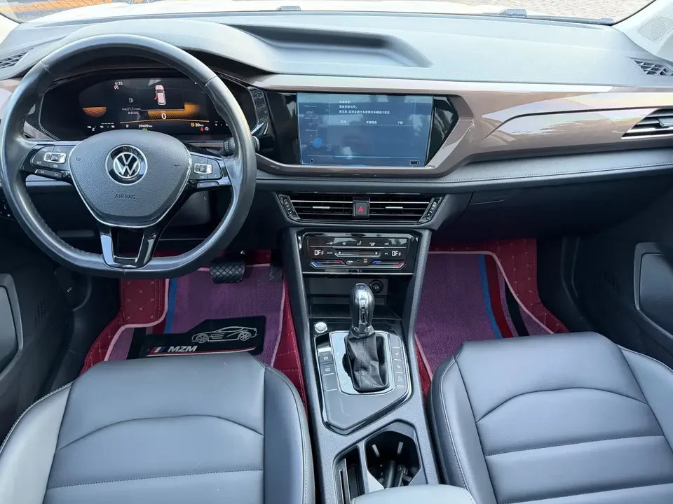 Volkswagen Tharu tuyue 2022 280TSI 2WD Comfort Edition 2022 — thumbnail 3