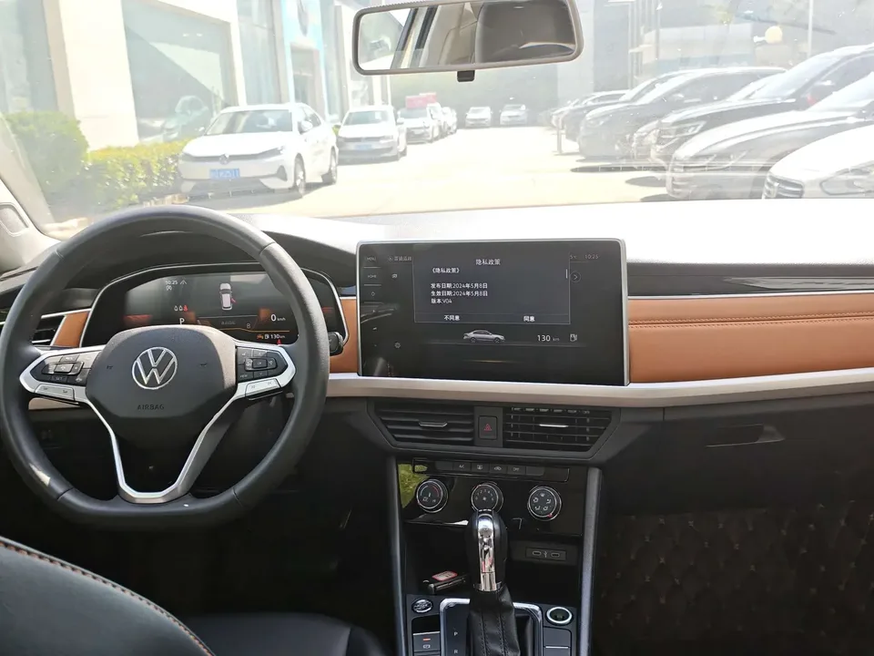 Volkswagen Bora Bora 2024 280TSI DSG Comfort Edition 2024 — thumbnail 2