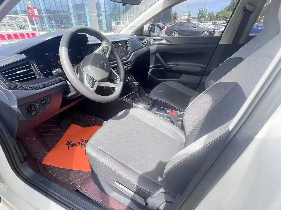 Volkswagen Lavida Lavida 2025 New 1.5L Outstanding New Elegant Edition 2025 — миниатюра 5