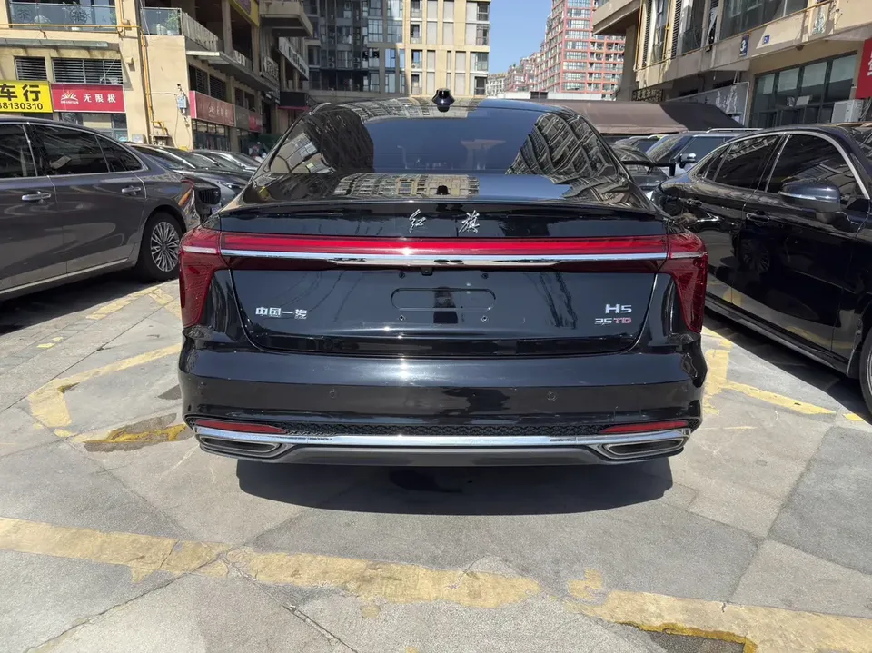 Hongqi H5 Hongqi H5 2024 1.5T DCT Zhilian Qiyue Edition 2024 — thumbnail 2