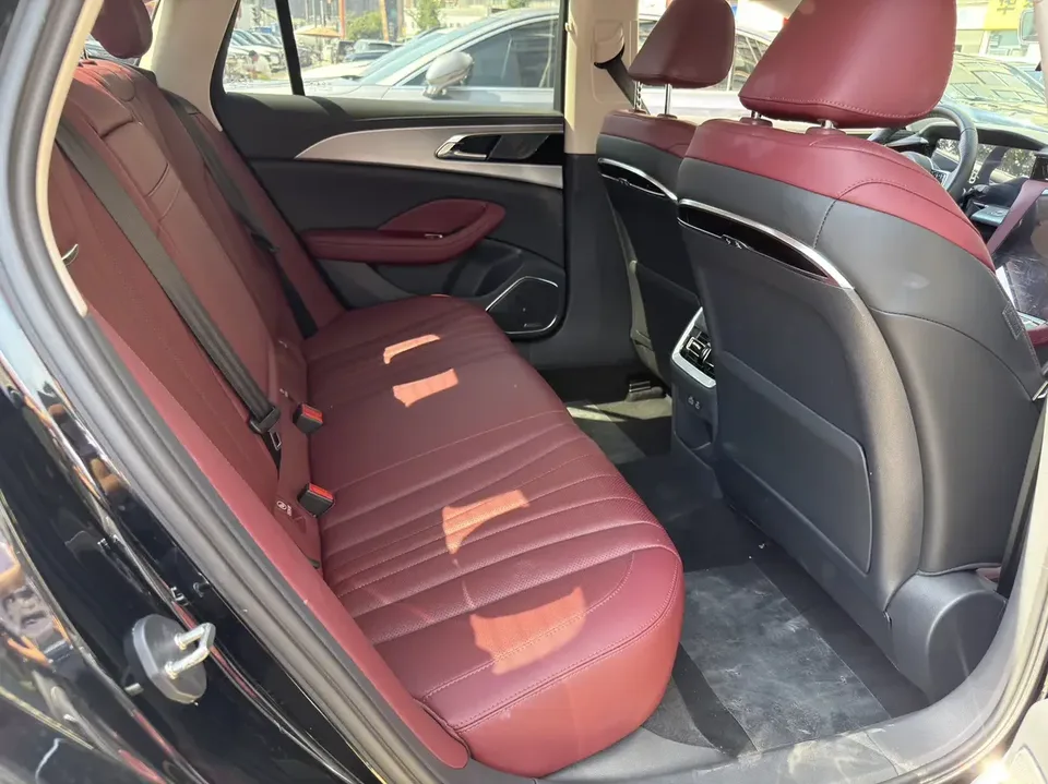 Hongqi H5 Hongqi H5 2024 1.5T DCT Zhilian Qiyue Edition 2024 — thumbnail 5