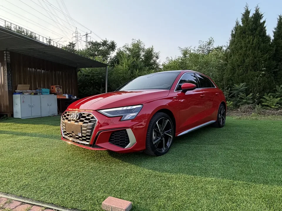 Audi A3 Audi A3 2022 Sportback 35 TFSI Stylish and sporty 2023 — photo 1, buy with delivery to Moscow