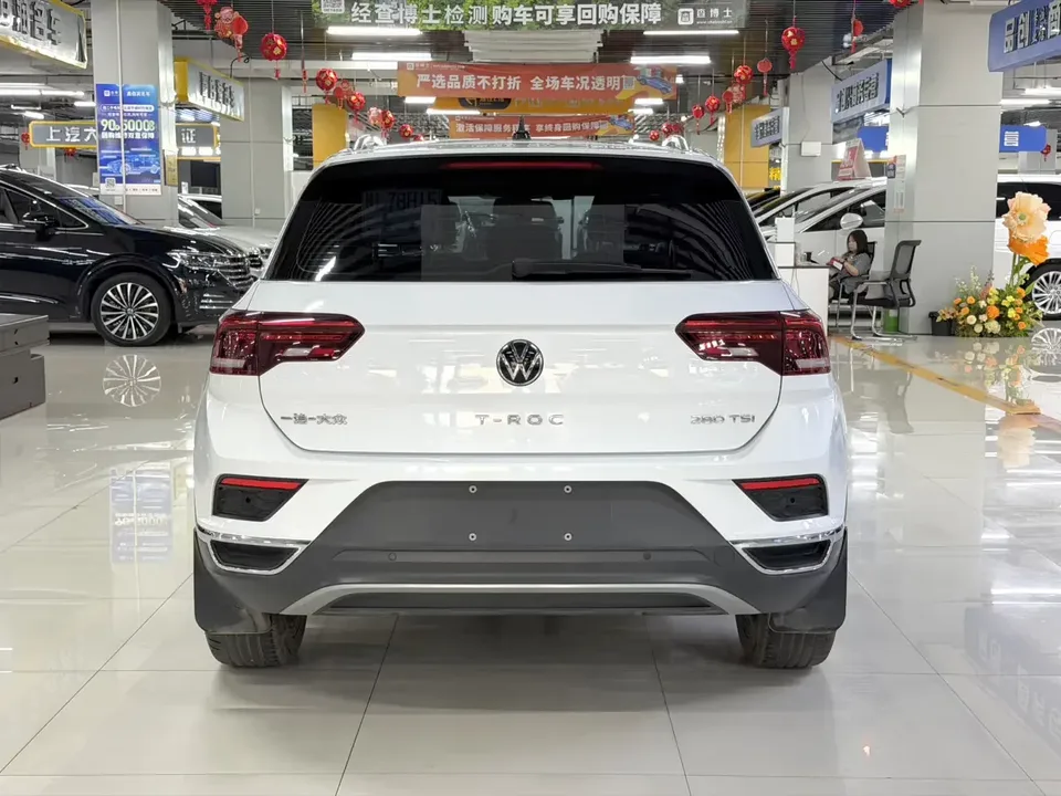 Volkswagen T-Roc TANG 2022 280TSI DSG 2WD R-Line Pro PLUS 2022 — thumbnail 2