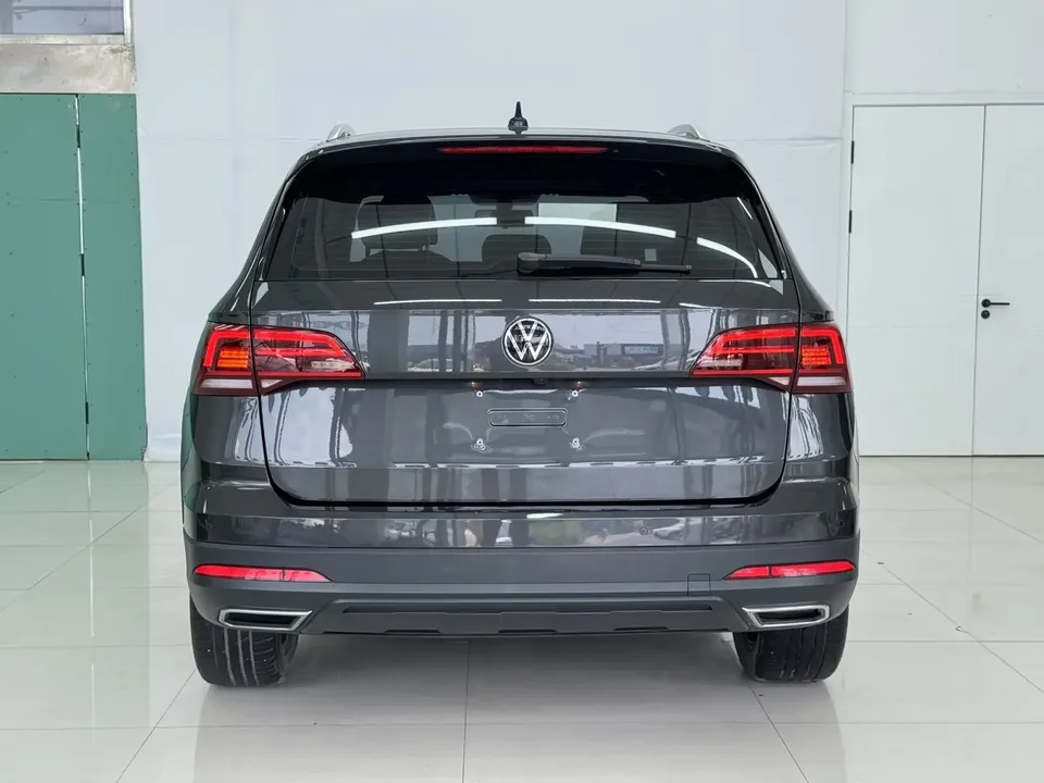 Volkswagen Tharu tuyue 2021 280TSI 2WD Deluxe Edition 2022 — thumbnail 2
