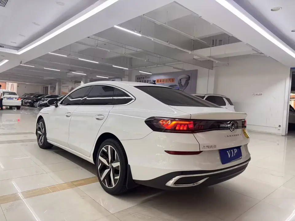 Volkswagen Lamando Lingdu 2024 Lingdu L 280TSI DSG Cool Edition 2025 — миниатюра 2