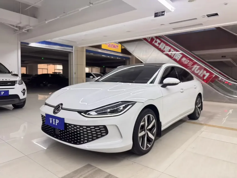 Volkswagen Lamando Lingdu 2024 Lingdu L 280TSI DSG Cool Edition 2025 — фото 1, купить с доставкой в Москву