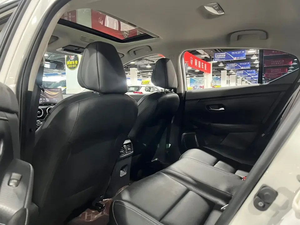 Nissan Sylphy Sylphy 2023 Modified 1.6L CVT Enjoy Edition 2025 — thumbnail 5