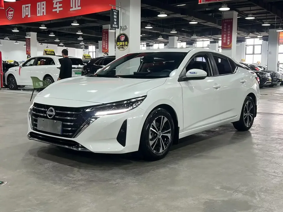 Nissan Sylphy Sylphy 2023 Modified 1.6L CVT Enjoy Edition 2025 — photo 1, buy with delivery to Moscow