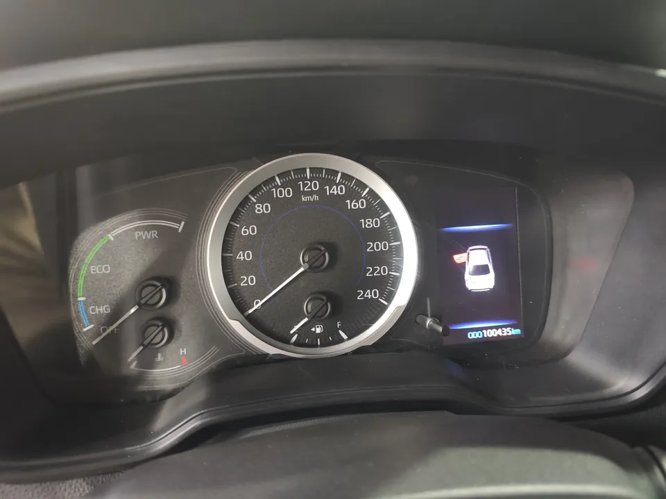 Toyota Levin Lei Ling 2022 Dual Engine 1.8H E-CVT Sports Edition 2022 — thumbnail 4
