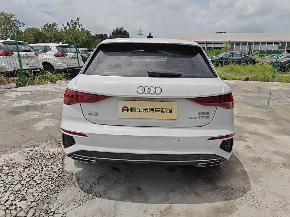 Audi A3 Audi A3 2023 Sportback 35 TFSI Stylish and sporty 2023 — thumbnail 2