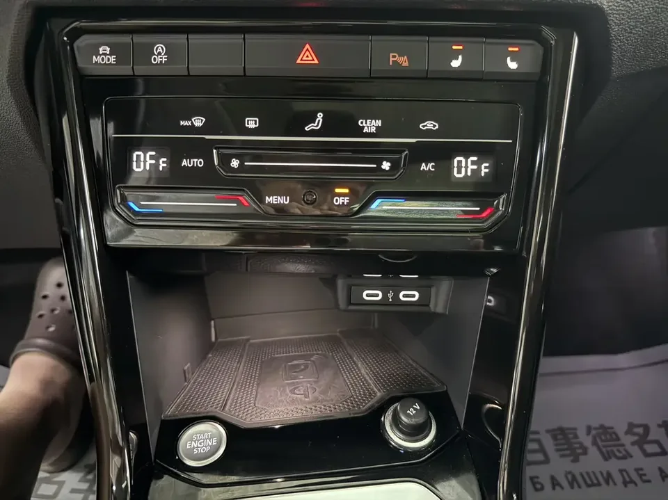Volkswagen T-Roc TANG 2022 280TSI DSG 2WD Comfort PLUS 2022 — thumbnail 3