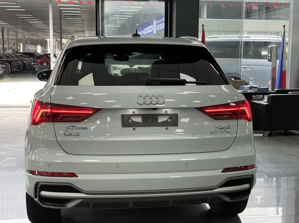 Audi Q3 Audi Q3 2022 35 TFSI Stylish Dynamic 2022 — thumbnail 2