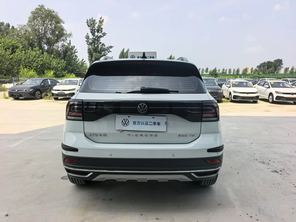 Volkswagen Tu Kai Tu Kai 2023 300TSI DSG Deluxe 2024 — thumbnail 2
