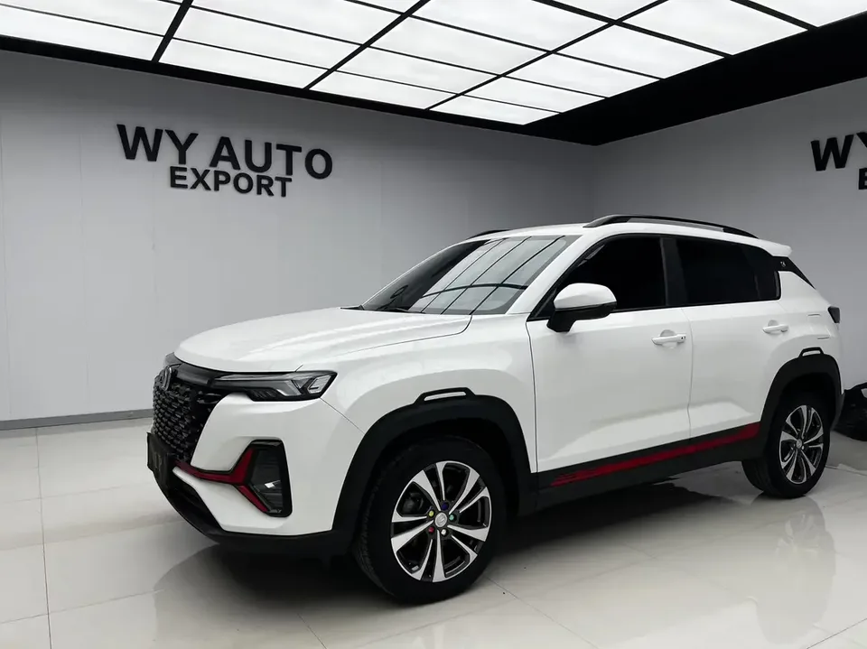 Changan CS35 Plus Changan CS35 PLUS 2021 Blue Whale NE 1.4T DCT Luxury Model 2023 — photo 1, buy with delivery to Moscow