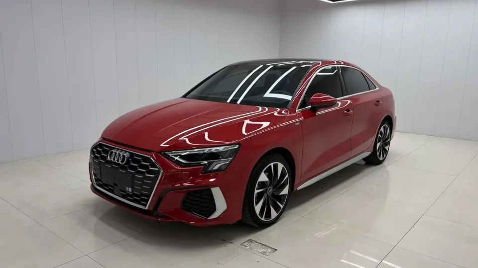 Audi A3 Audi A3 2022 A3L Limousine 35 TFSI Stylish and Elegant 2022 — photo 1, buy with delivery to Moscow