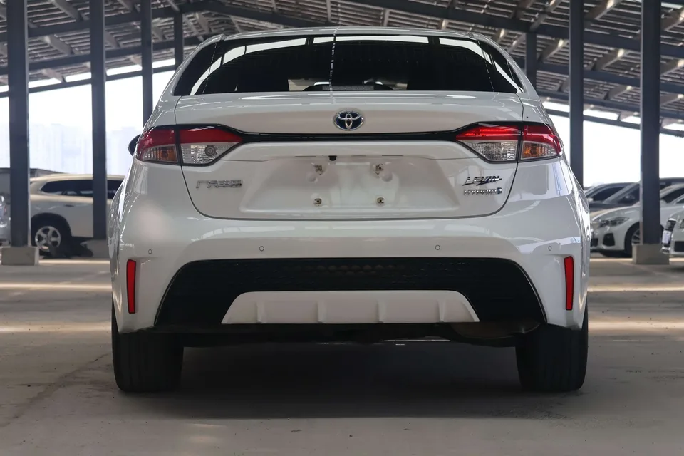 Toyota Levin Lei Ling 2022 Dual Engine 1.8H E-CVT Sports Edition 2022 — thumbnail 5