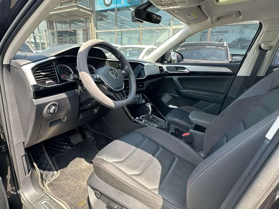 Volkswagen Tayron Tanyue 2022 280TSI 2WD Luxury Smart Edition 2022 — миниатюра 4