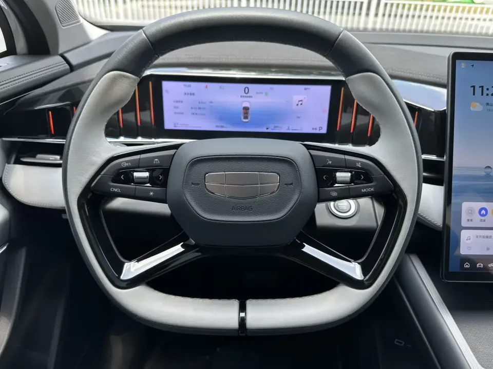 Geely Atlas L Boyue L 2024 1.5TD DCT Premium Edition 2024 — thumbnail 4