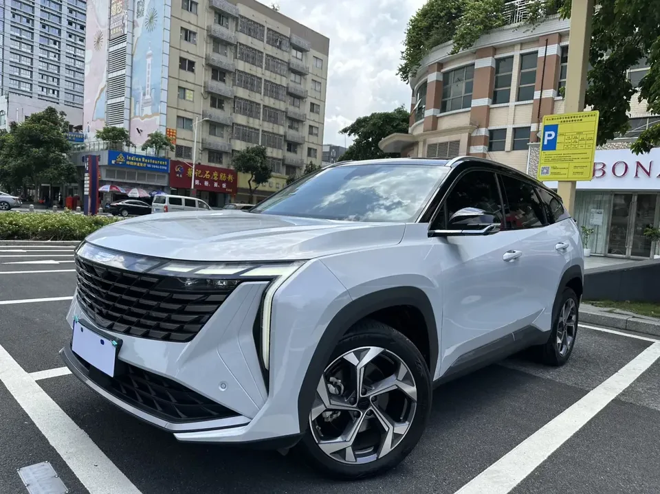 Geely Atlas L Boyue L 2024 1.5TD DCT Premium Edition 2024 — photo 1, buy with delivery to Moscow