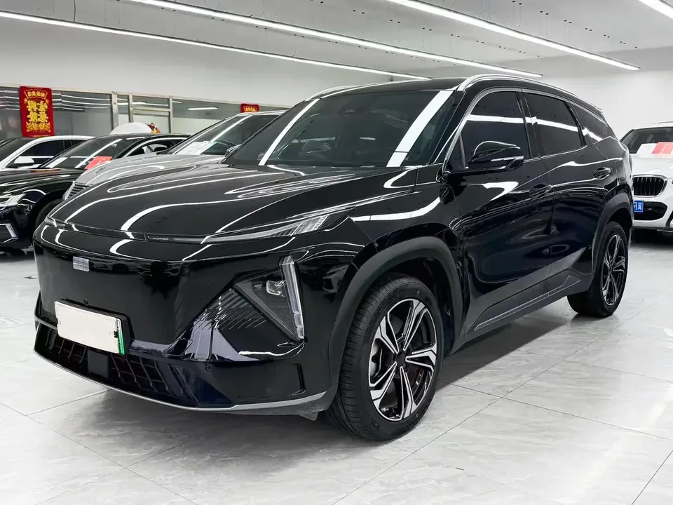 Geely Galaxy L7 Galaxy L7 2024 1.5T DHT 115km PLUS Longteng Edition 2024 — photo 1, buy with delivery to Moscow