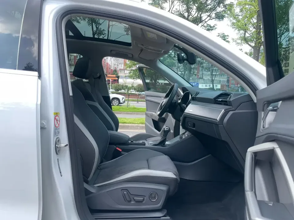 Audi Q3 Audi Q3 2023 35 TFSI Stylish Dynamic 2023 — thumbnail 5