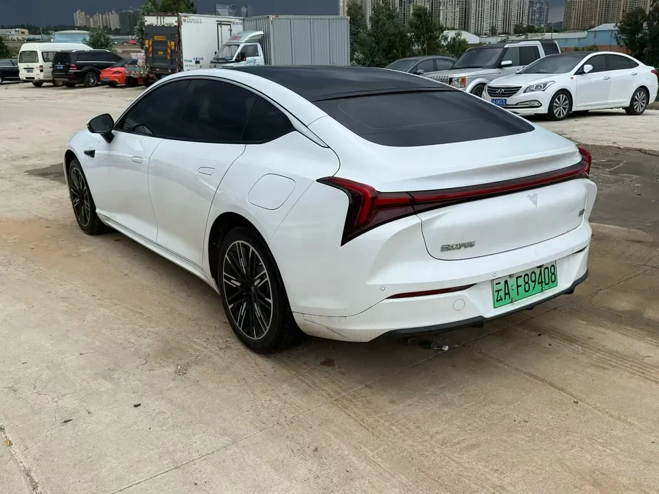 Hozon Neta S Nezha S 2024 Extended range 1060 Lite version 2023 — thumbnail 4