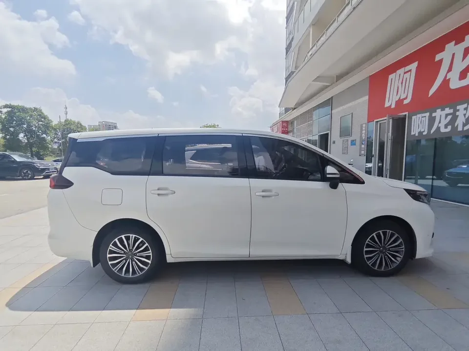 GAC Trumpchi M6 Trumpchi M6 2023 PRO 270T WDCT Premium Edition 2024 — миниатюра 2