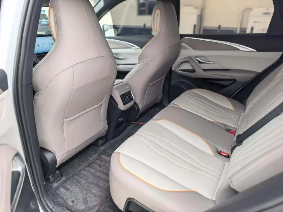 BYD Song Pro DM Song Pro DM 2024 DM-i Honor Edition 71km Leading Edition 2024 — thumbnail 3