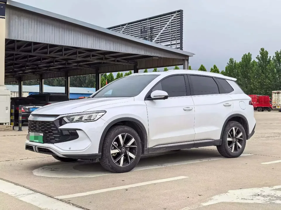 BYD Song Pro DM Song Pro DM 2024 DM-i Honor Edition 71km Leading Edition 2024 — photo 1, buy with delivery to Moscow
