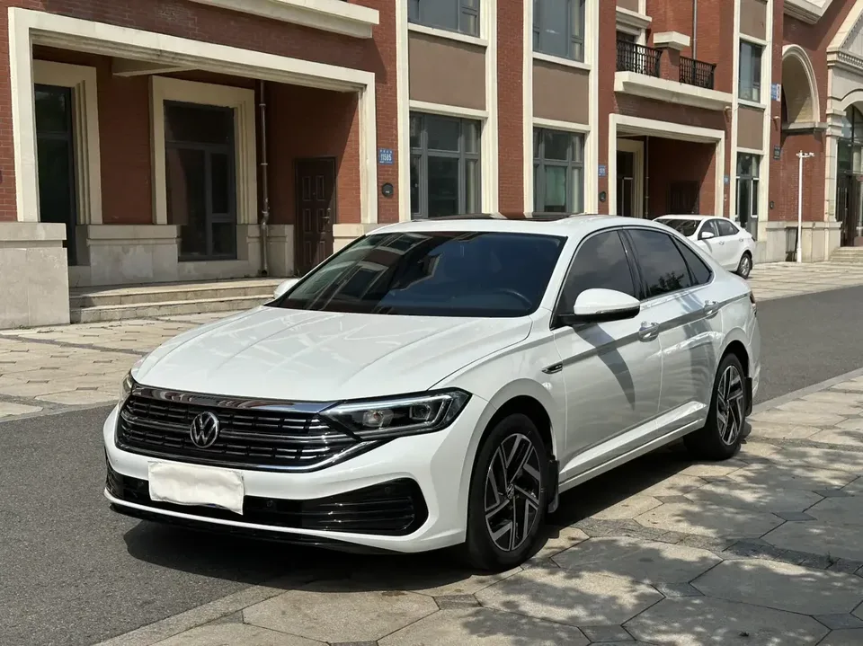 Volkswagen Sagitar Sagitar 2023 280TSI DSG Transcendence Lite 2023 — photo 1, buy with delivery to Moscow