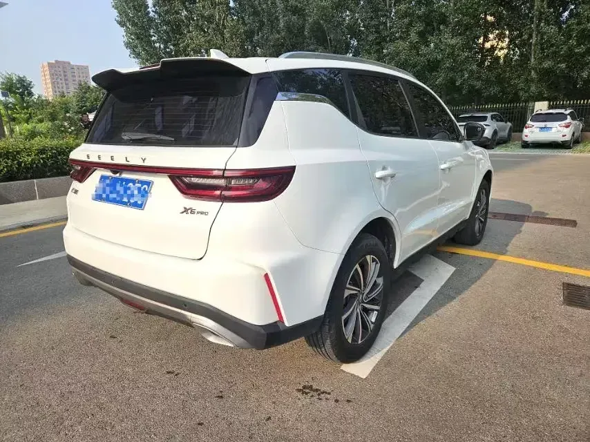 Geely Vision X6 Vision X6 2021 PRO 1.4T Automatic Premium 2023 — thumbnail 2
