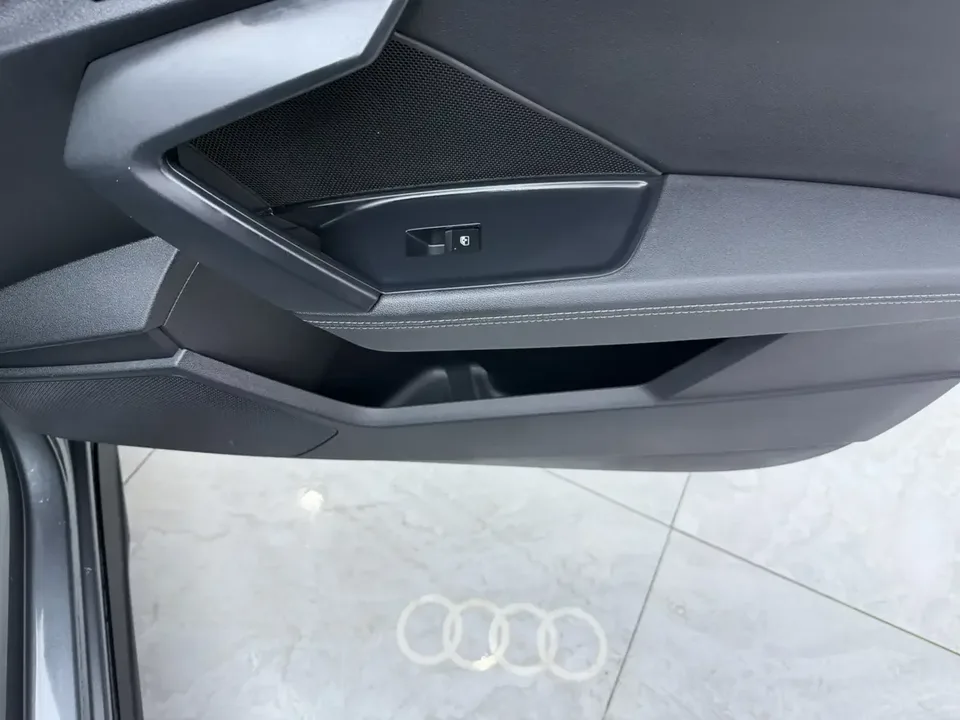 Audi A3 Audi A3 2022 A3L Limousine 35 TFSI Stylish Sports 2022 — thumbnail 3