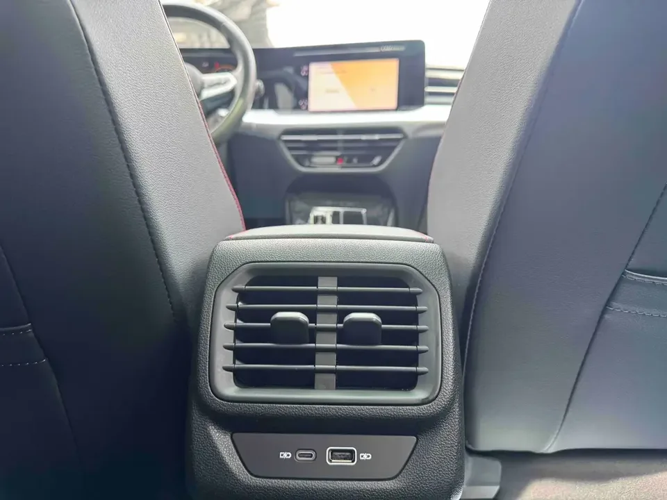 Volkswagen Lamando Lingdu 2022 Lingdu L 280TSI DSG Hot Edition 2022 — thumbnail 3