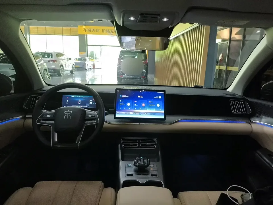 BYD Song Pro DM Song Pro DM 2025 Second generation DM-i 115KM Beyond 2025 — миниатюра 2