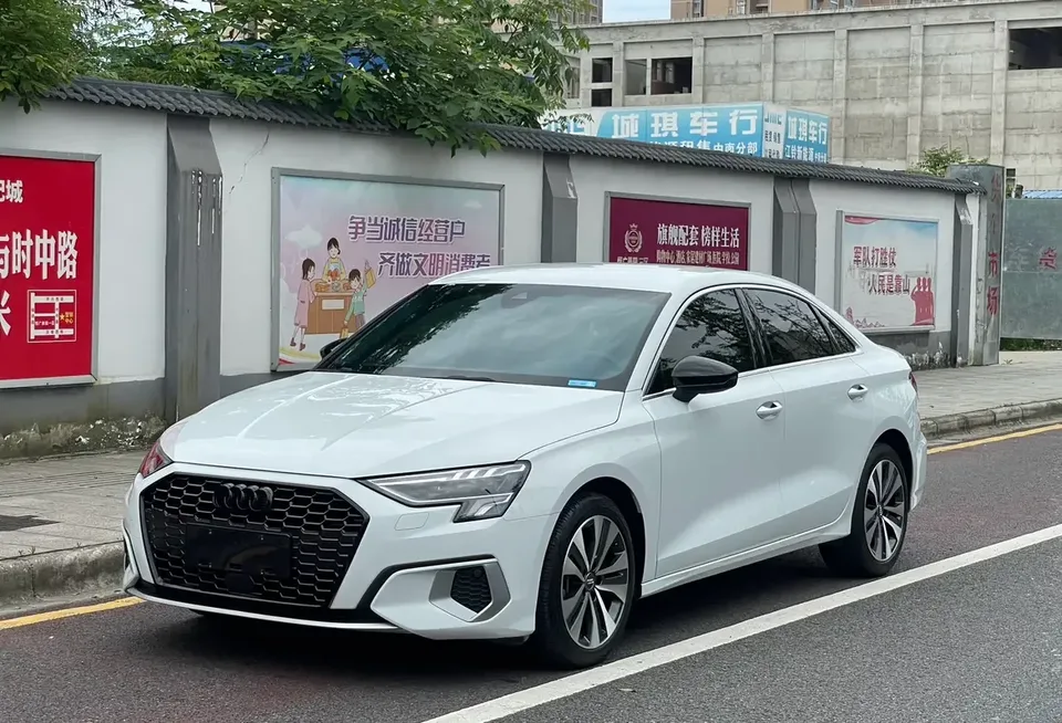 Audi A3 Audi A3 2021 A3L Limousine 35 TFSI Progressive Elegance 2022 — photo 1, buy with delivery to Moscow