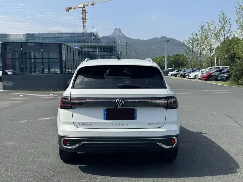 Volkswagen Tharu tuyue 2023 300TSI 2WD Bright Moon Edition 2023 — миниатюра 2