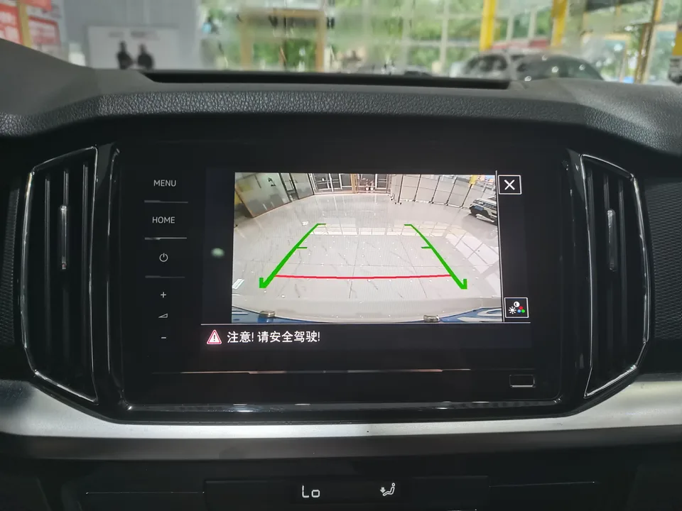 Skoda Comek Comek 2022 1.5L Automatic Comfort Edition 2022 — миниатюра 3