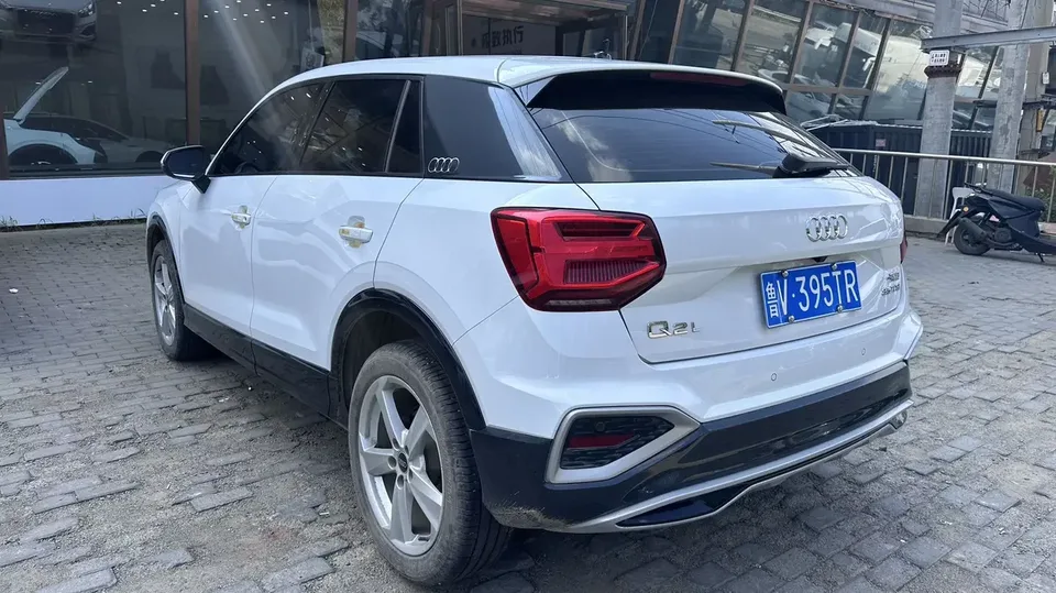 Audi Q2L Audi Q2L 2022 35 TFSI Progressive Elegance 2023 — миниатюра 4
