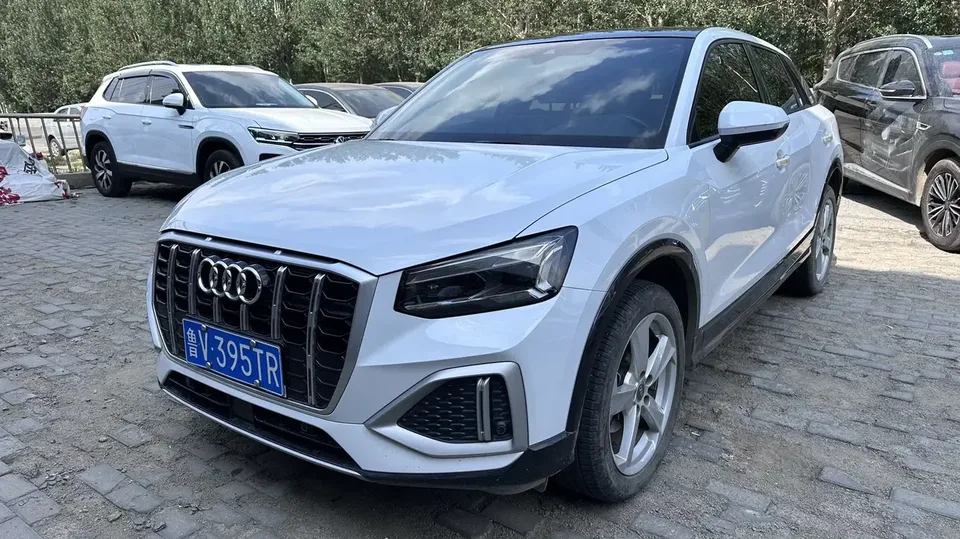 Audi Q2L Audi Q2L 2022 35 TFSI Progressive Elegance 2023 — фото 1, купить с доставкой в Москву