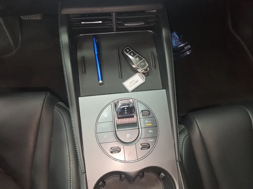 BYD Seal 06DM Seal 06DM 2024 DM-i 80KM Premium 2024 — миниатюра 3