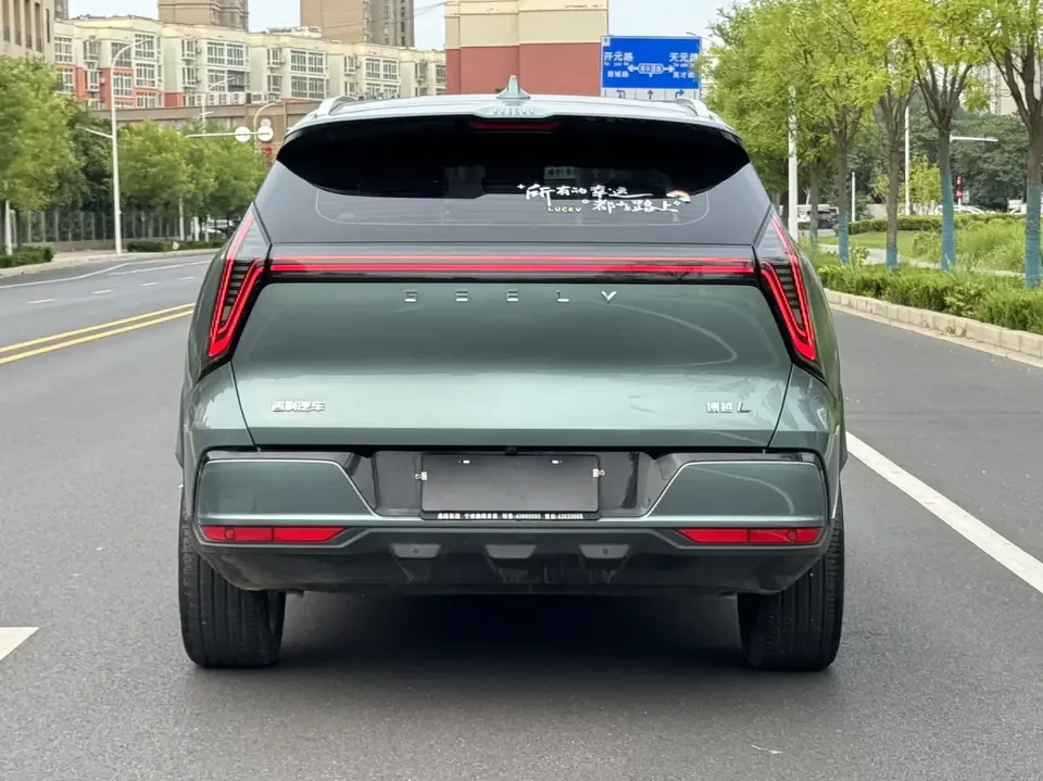 Geely Atlas L Boyue L 2025 Fourth generation 1.5TD DCT Sanhe 2025 — thumbnail 2