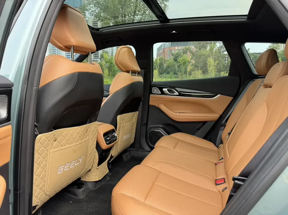 Geely Atlas L Boyue L 2025 Fourth generation 1.5TD DCT Sanhe 2025 — thumbnail 3
