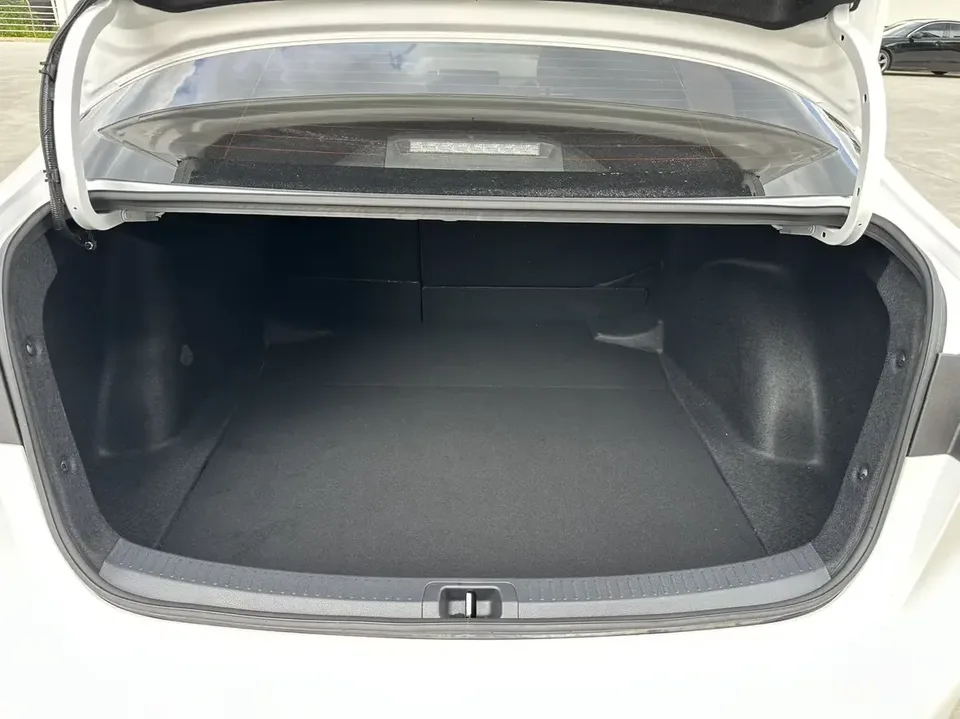 Toyota Levin Lei Ling 2021 185T CVT Deluxe Edition 2023 — thumbnail 5