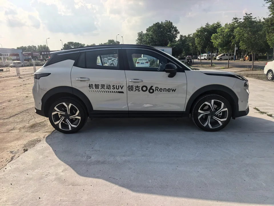 Lynk & Co 06 Lynk & Co 06 2025 Renew 1.5T Halo 2024 — thumbnail 5