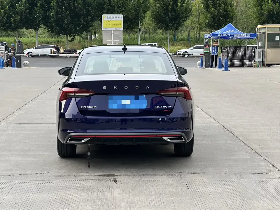 Skoda Octavia Octavia 2022 PRO TSI280 DSG Premium Edition 2022 — thumbnail 5