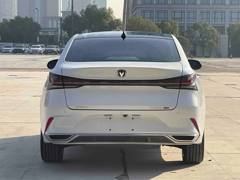 Changan Ruicheng PLUS Ruicheng PLUS 2024 1.5T DCT Smart Edition 2025 — thumbnail 2